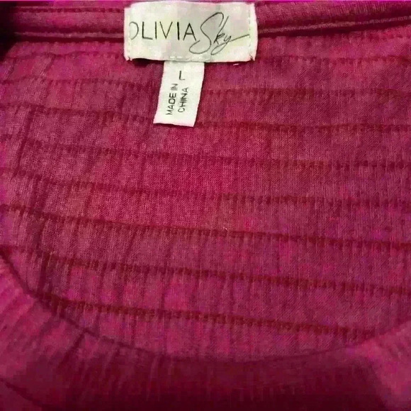 Olivia Sky Quilted Long Sleeve Pullover Top Mauve Size Large - Picture 7 of 9